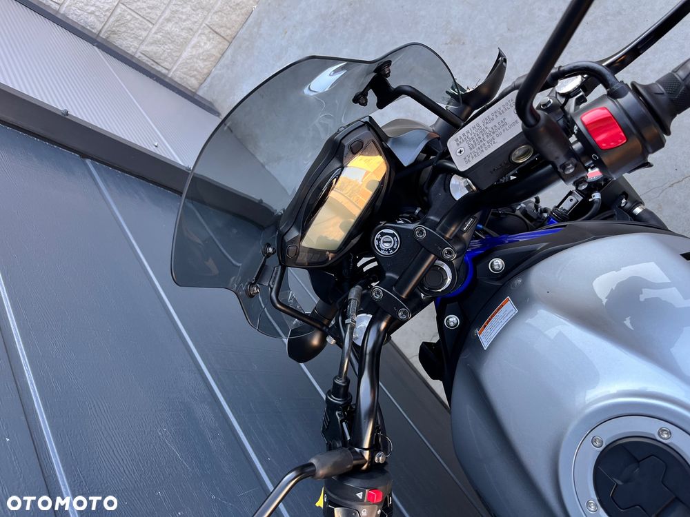Suzuki SV - 19