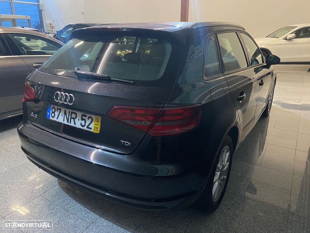 Audi A3 Sportback 1.6 TDI Attraction - 3