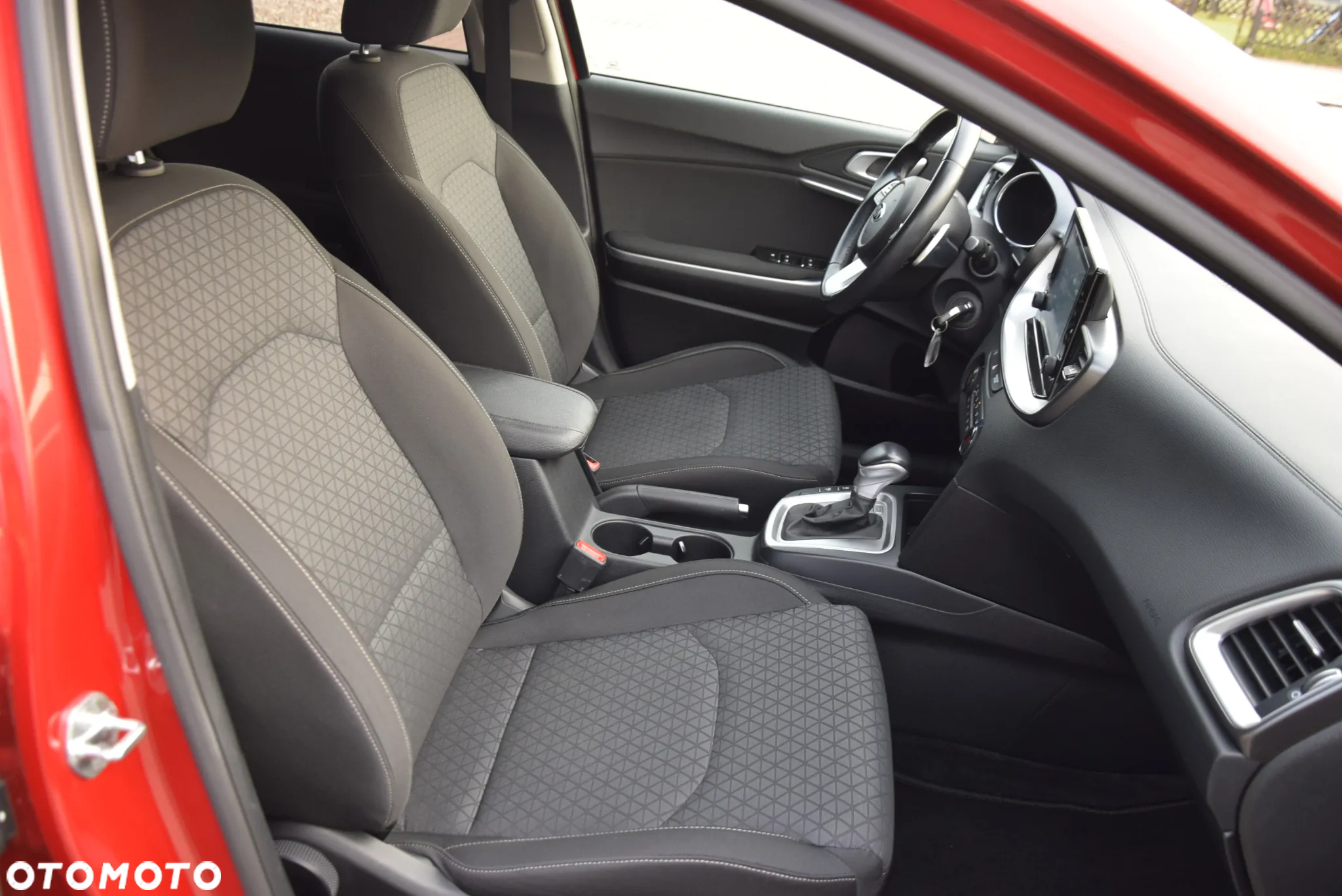 Kia Ceed 1.4 T-GDI L Business Line DCT - 17