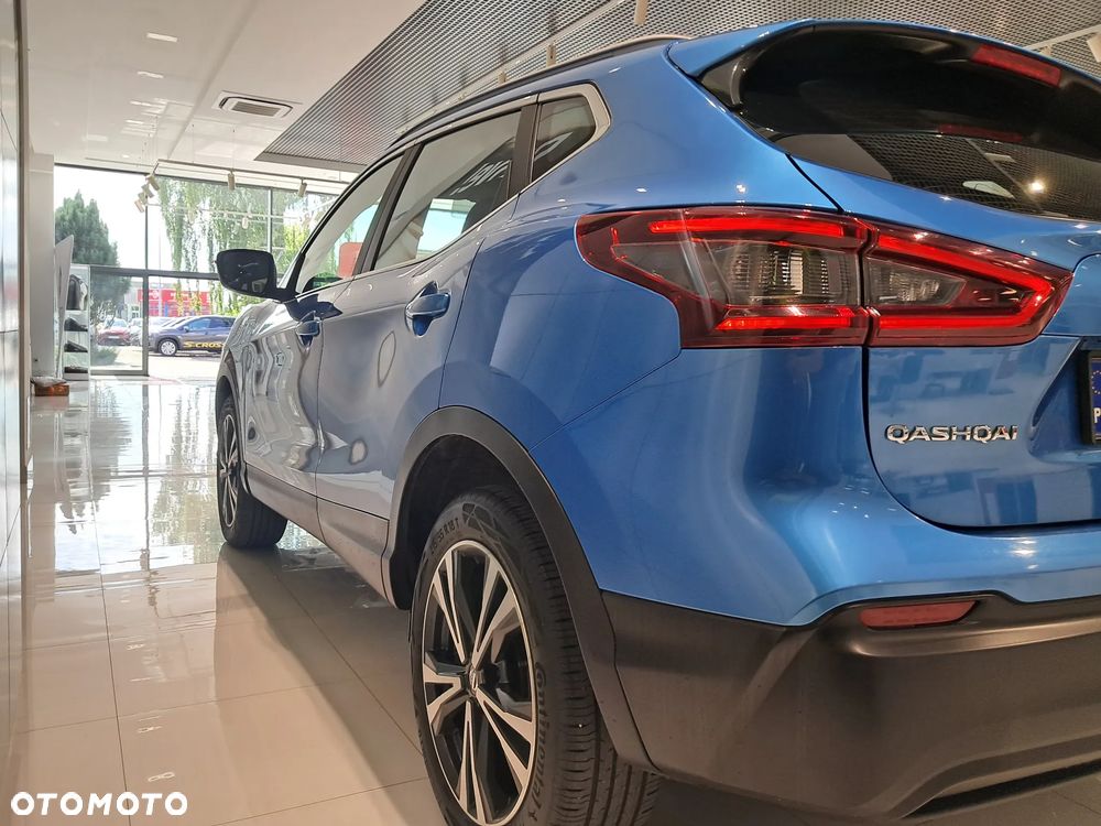 Nissan Qashqai 1.3 DIG-T N-Connecta EU6d - 8