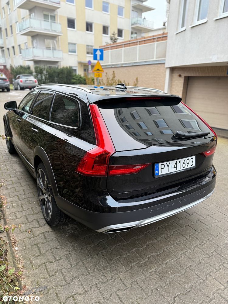 Volvo V90 D5 SCR AWD Momentum Pro - 8