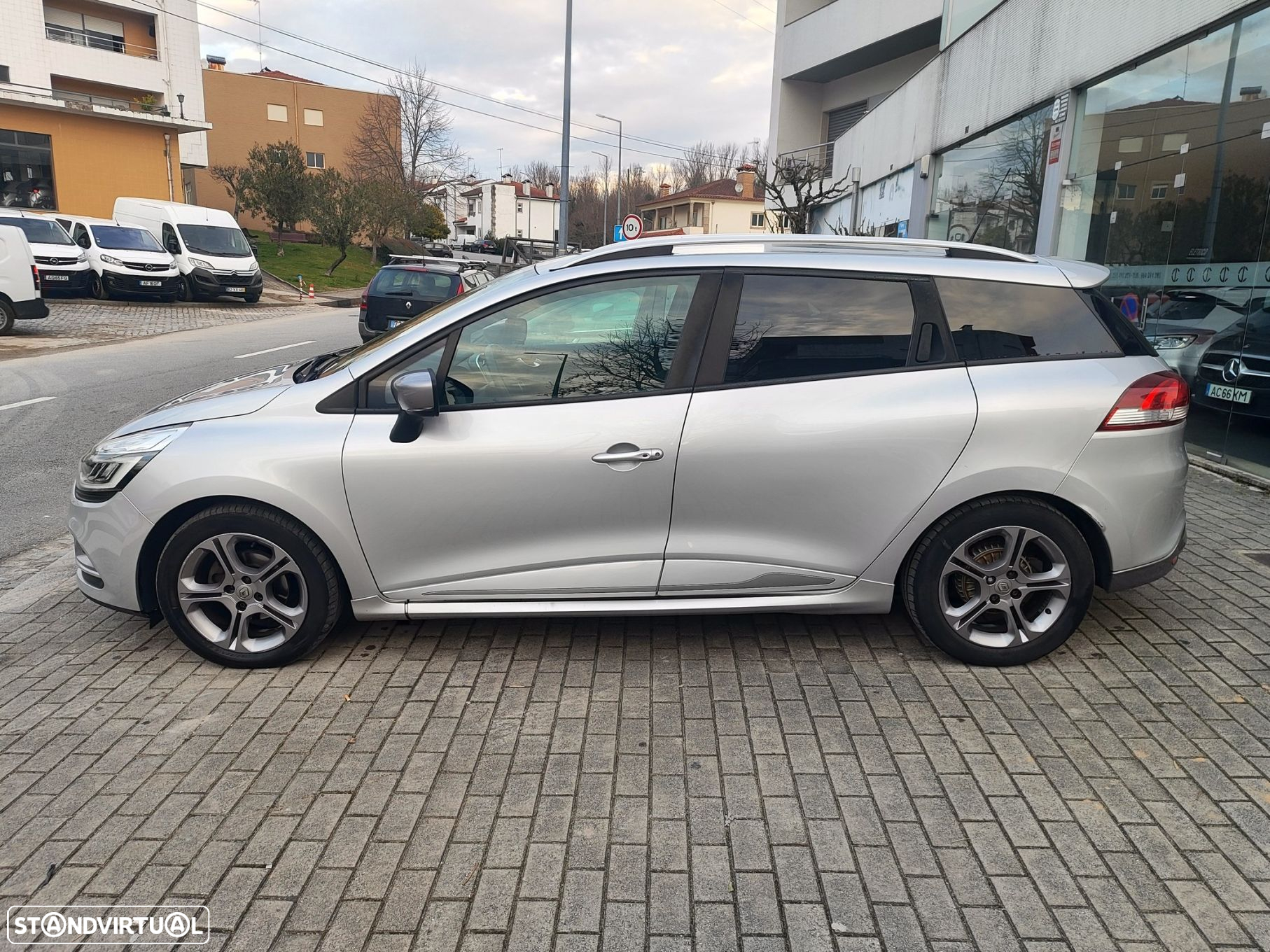 Renault Clio Sport Tourer 1.5 dCi GT Line - 3