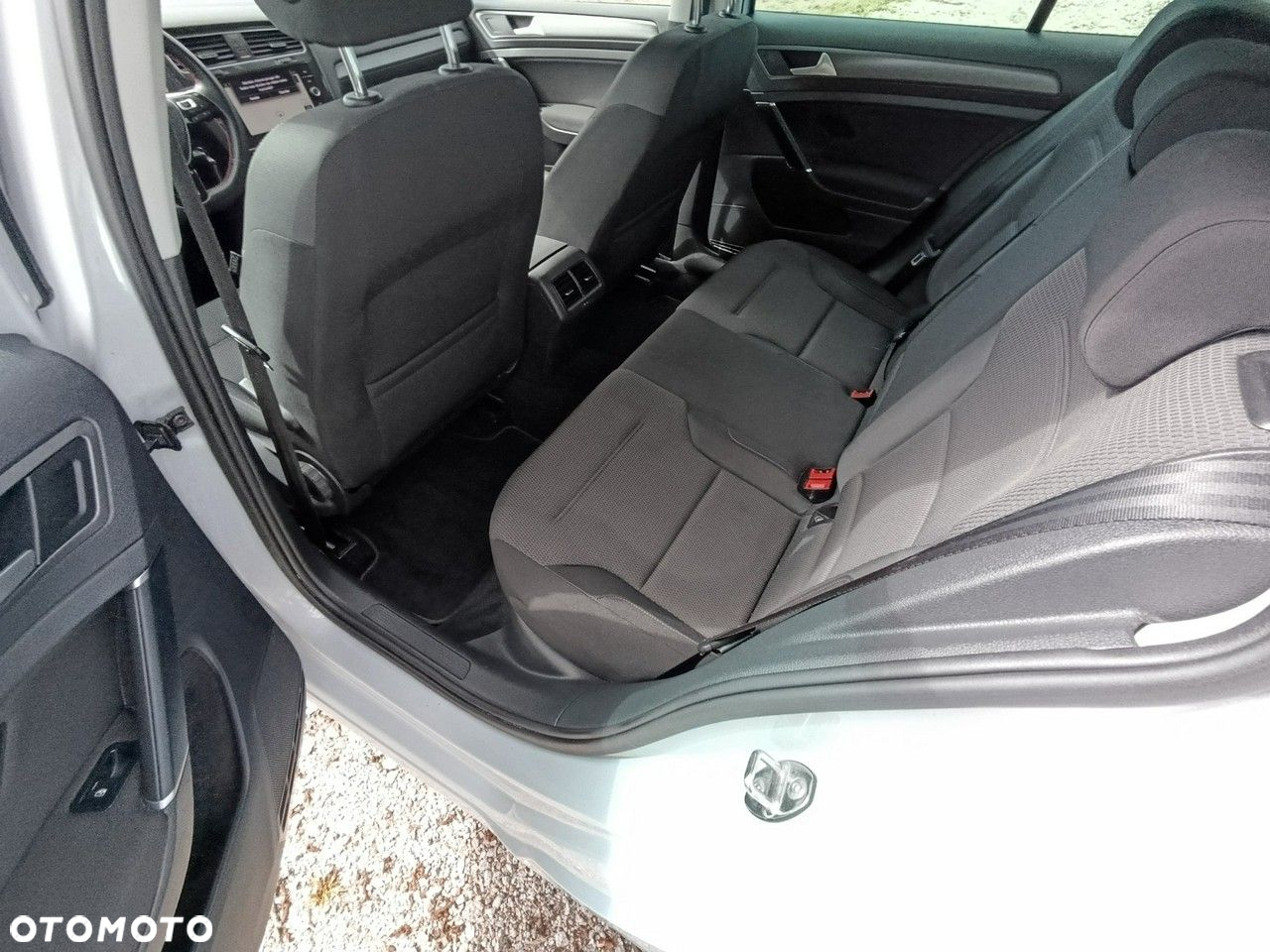 Volkswagen Golf - 14