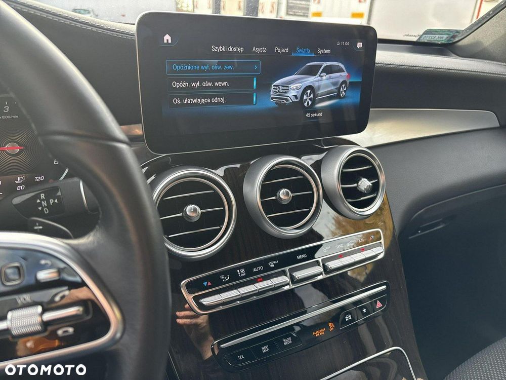 Mercedes-Benz GLC 300 d 4-Matic - 26