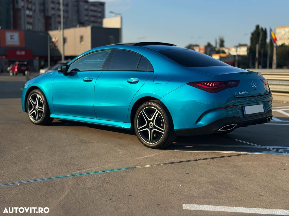 Mercedes-Benz CLA 250 e 8G-DCT AMG Line Advanced Plus - 2
