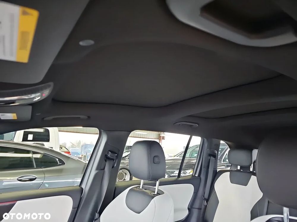 Mercedes-Benz GLB AMG 35 4Matic AMG Speedshift DCT 8G - 12