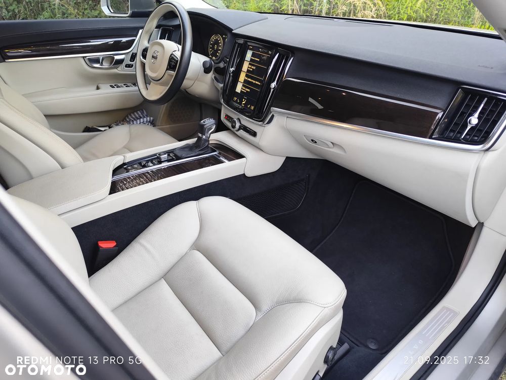 Volvo S90 T5 Geartronic Momentum Pro - 22