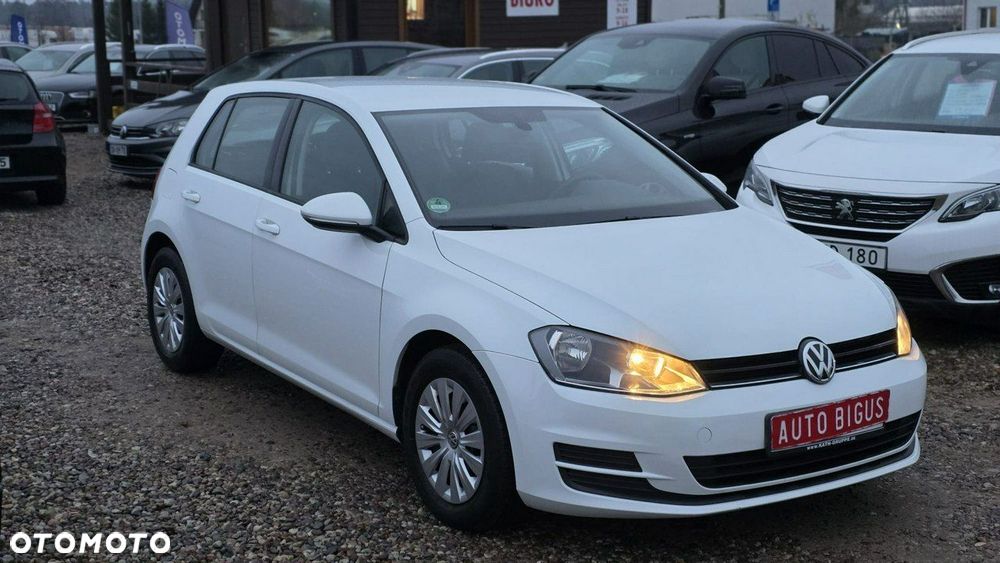 Volkswagen Golf - 5