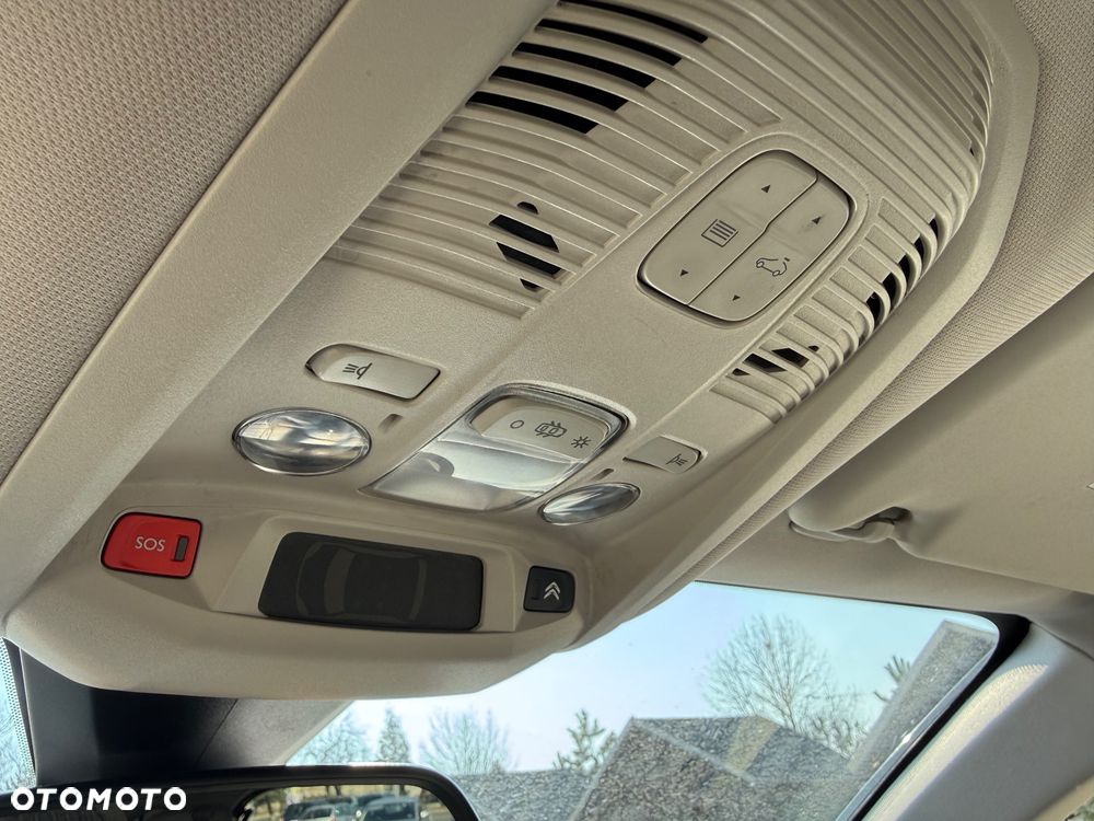 Citroën C5 Aircross 1.6 PureTech Shine EAT8 - 26