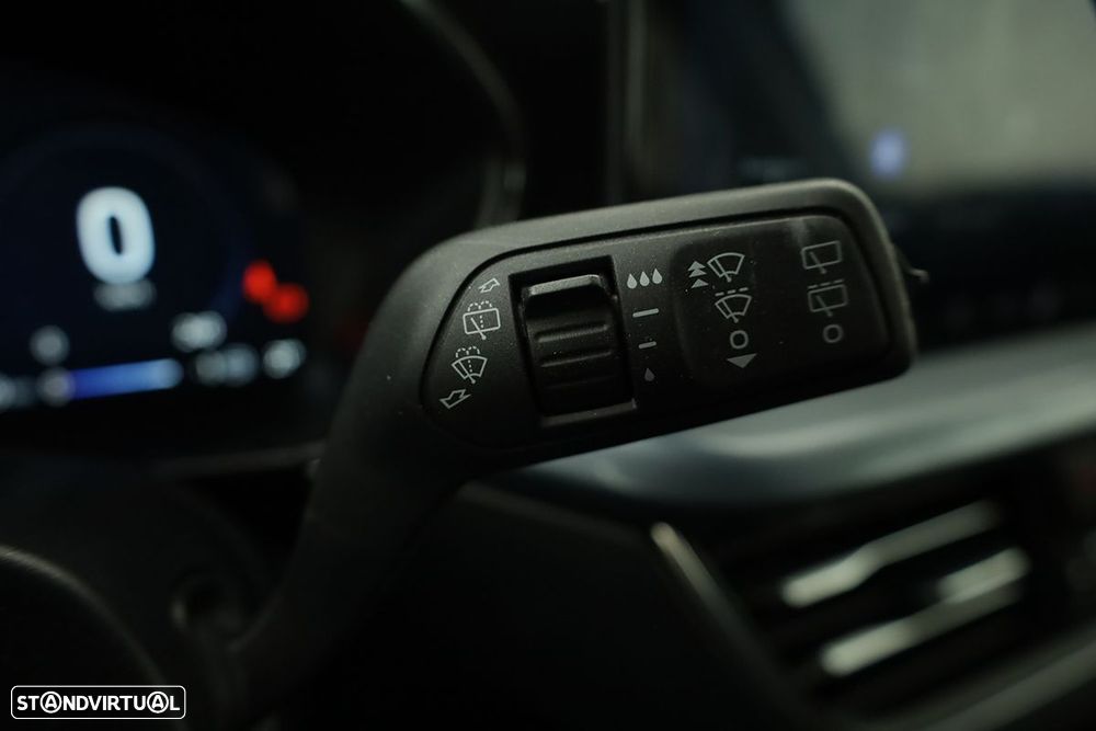 Ford Focus SW - 17