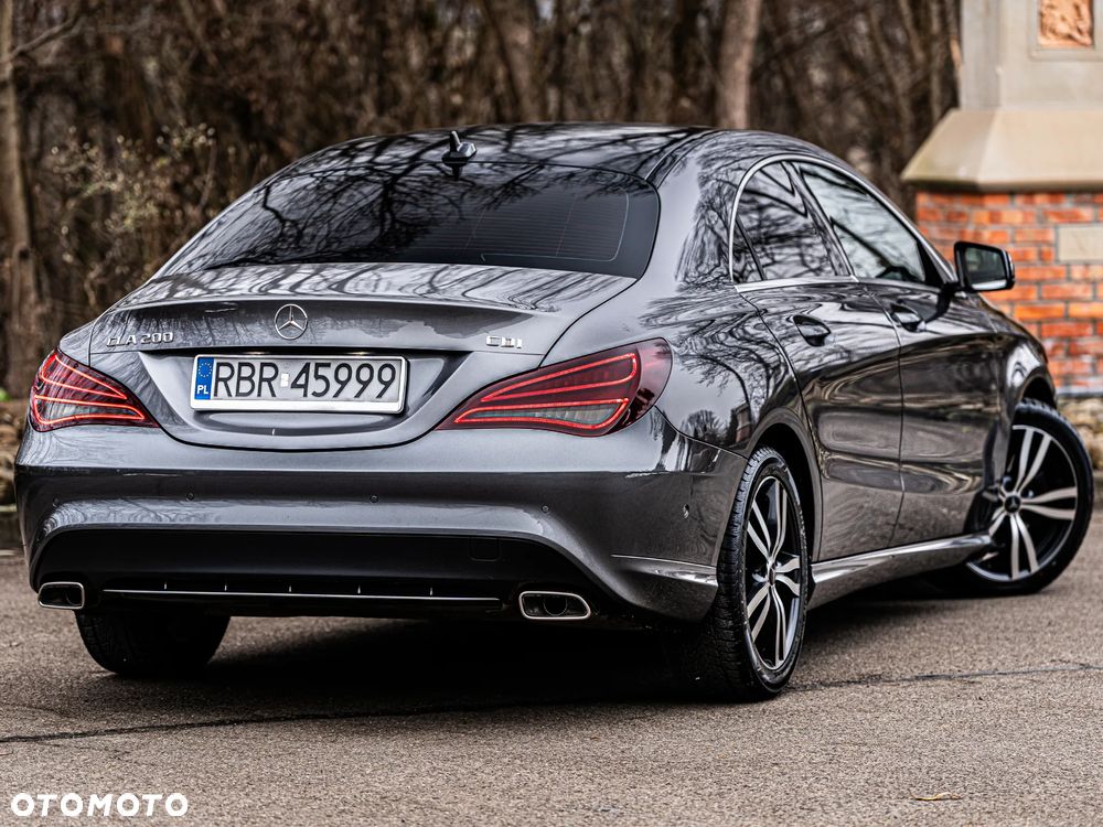 Mercedes-Benz CLA 200 d Urban - 5