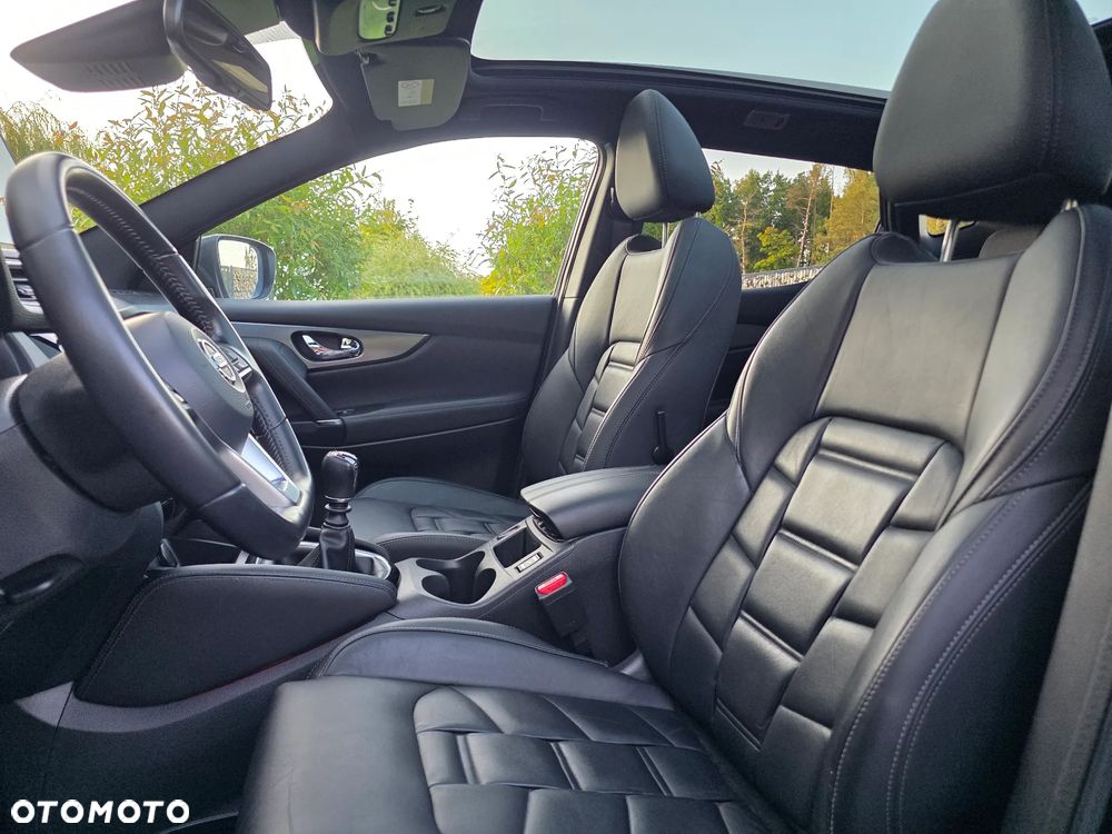 Nissan Qashqai 1.3 DIG-T Tekna+ - 26