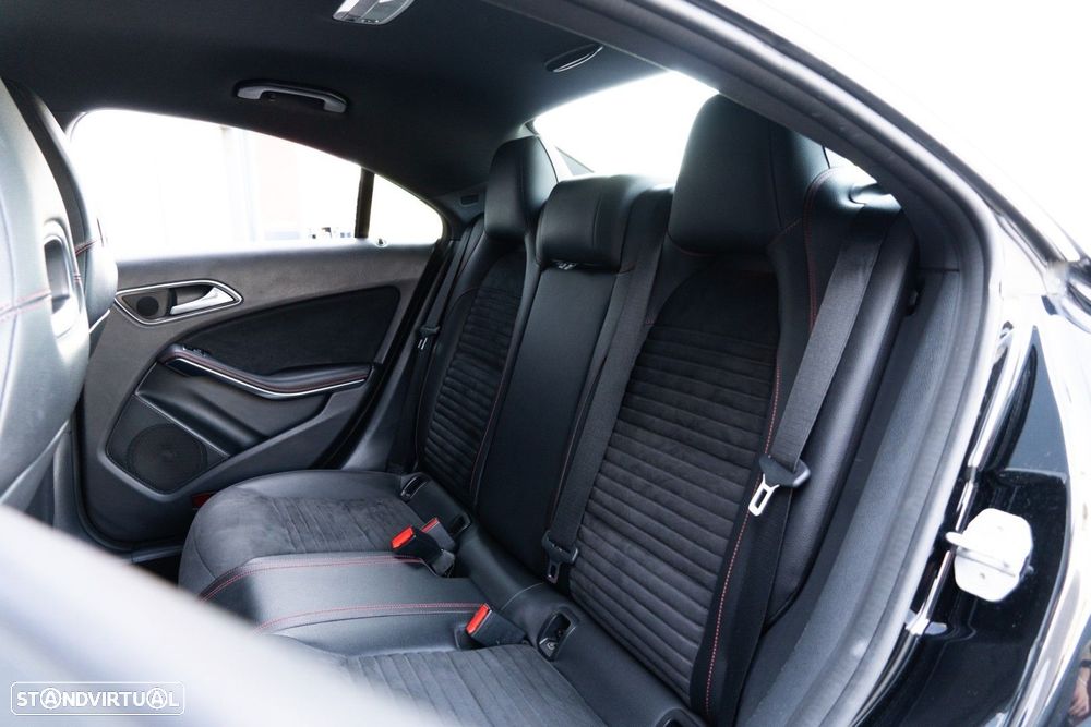 Mercedes-Benz CLA 180 d AMG Line - 10
