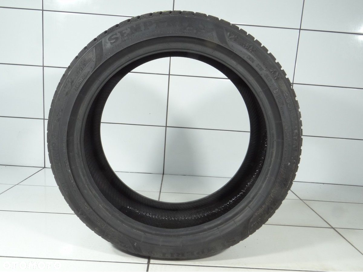 Opony zimowe 205/45R17 88V Semperit - 3