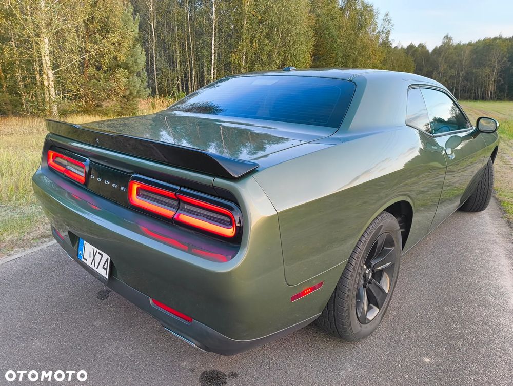 Dodge Challenger Automatik SXT Plus - 6