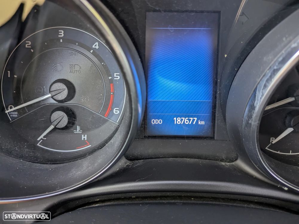 Toyota Auris 1.4 D-4D Comfort - 10