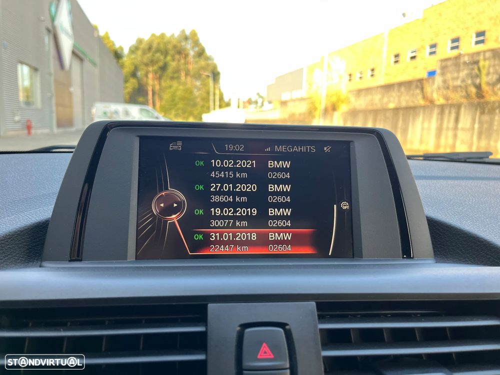 BMW 116 d EDynamics Line Sport - 24