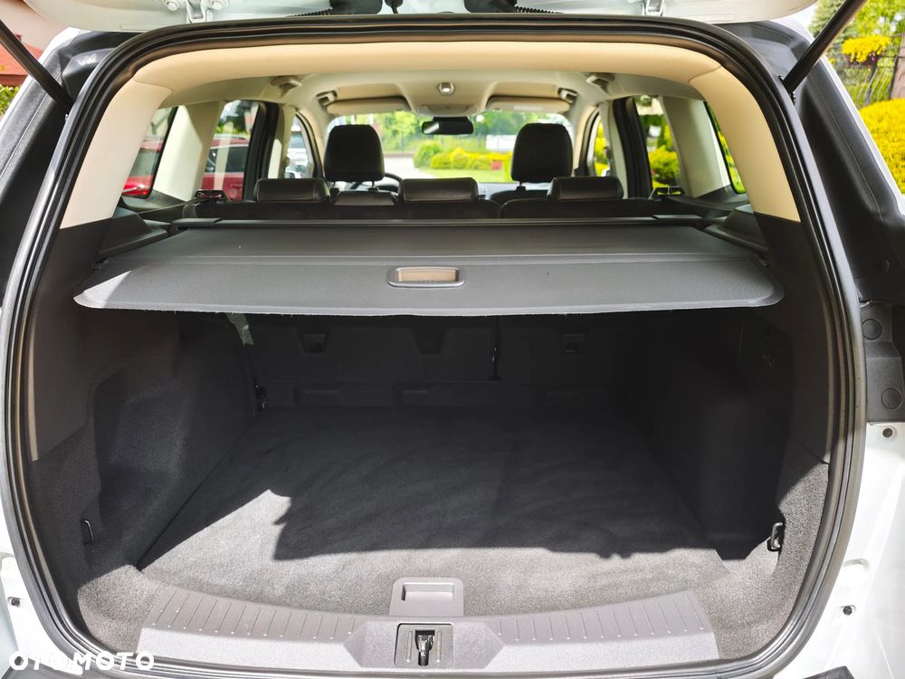 Ford Kuga 2.0 TDCi 2x4 Trend - 14