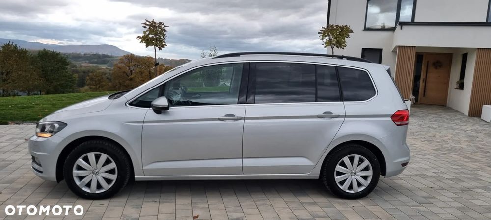 Volkswagen Touran 1.6 TDI SCR (BlueMotion Technology) DSG Comfortline - 2