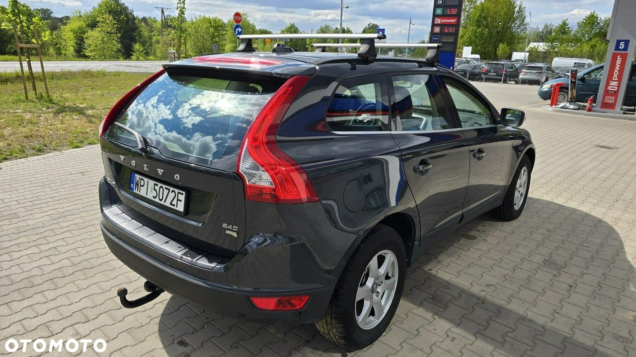 Volvo XC 60 - 6
