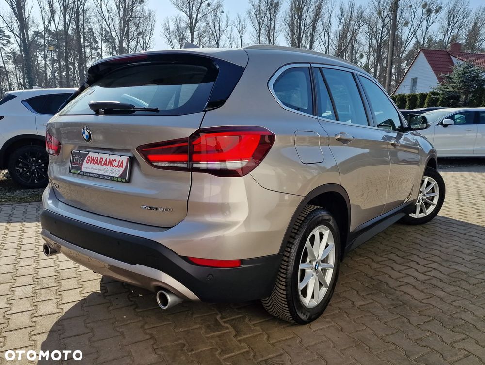 BMW X1 sDrive20i Advantage sport - 3