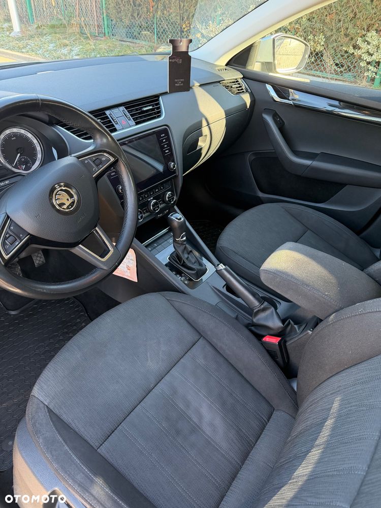 Skoda Octavia 2.0 TDI 4x4 Style DSG - 13