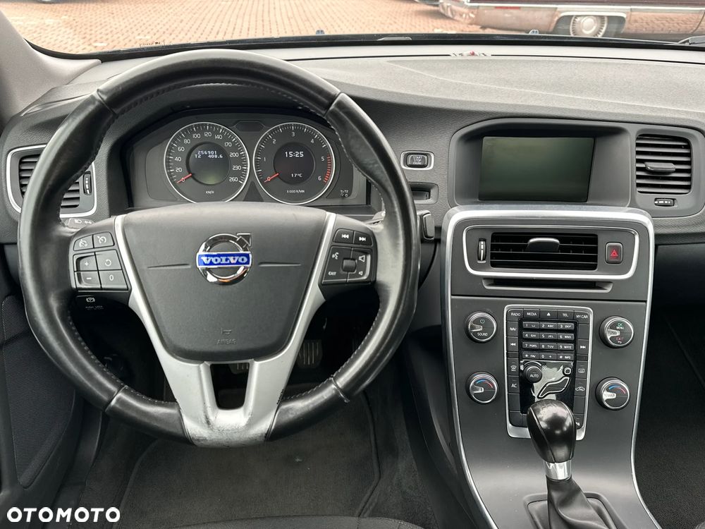 Volvo S60 D3 Kinetic - 13