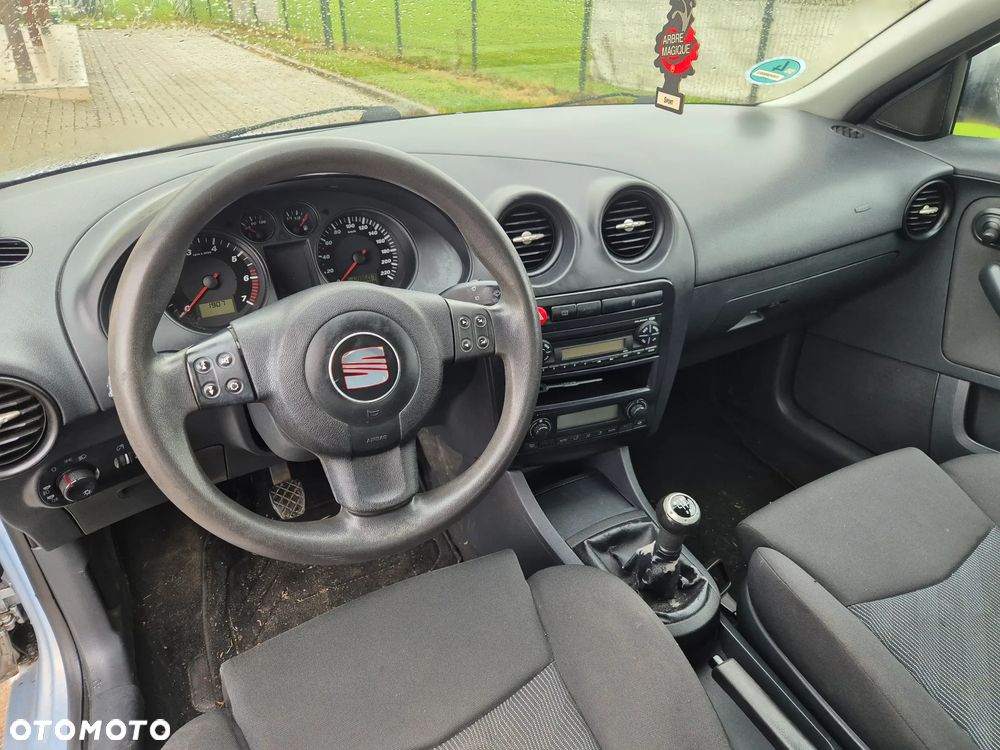 Seat Ibiza 1.4 16V Comfort Edition - 10
