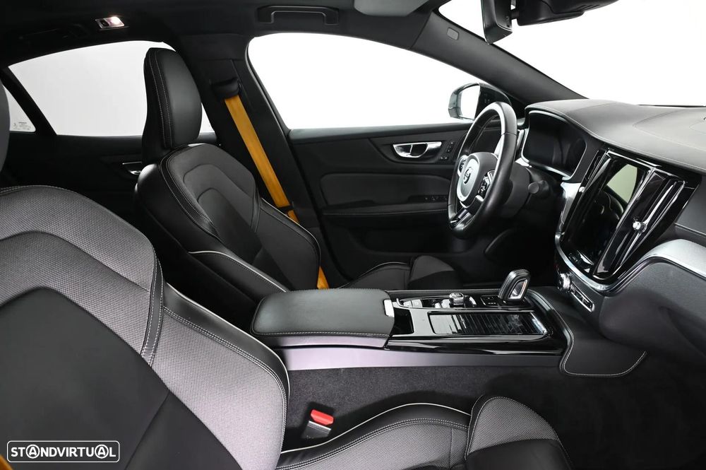 Volvo S60 2.0 T8 PHEV Polestar AWD - 27