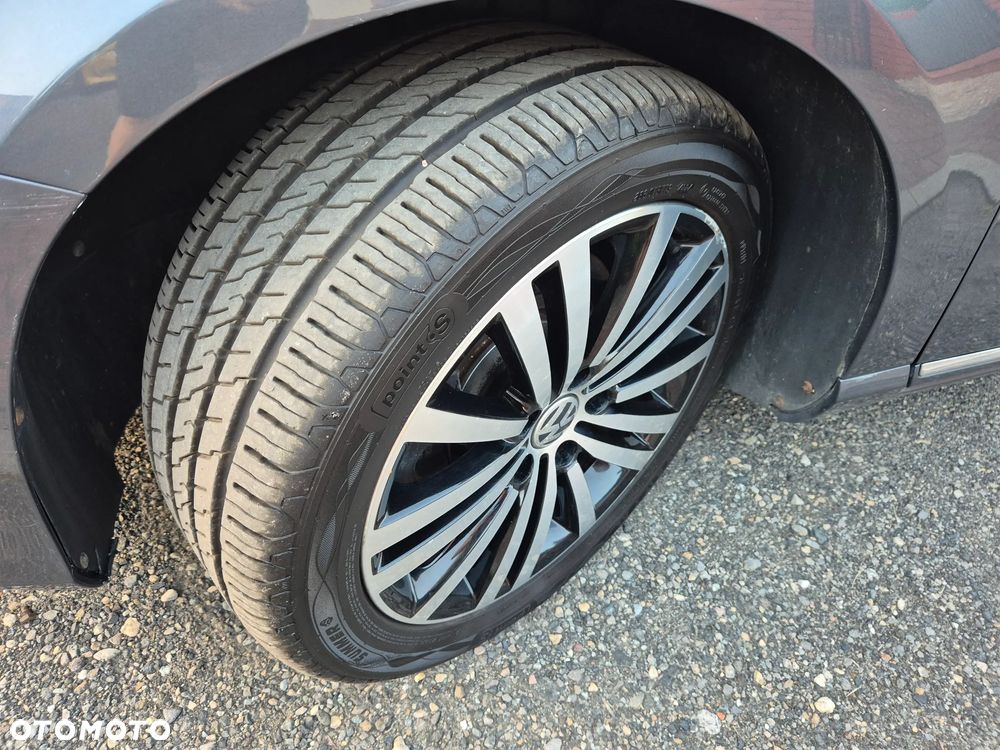 Volkswagen Passat 1.6 TDI Comfortline - 33