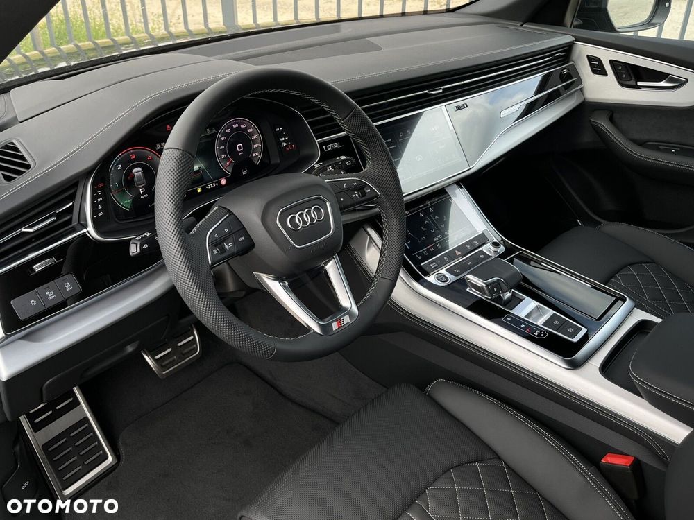 Audi Q8 - 28