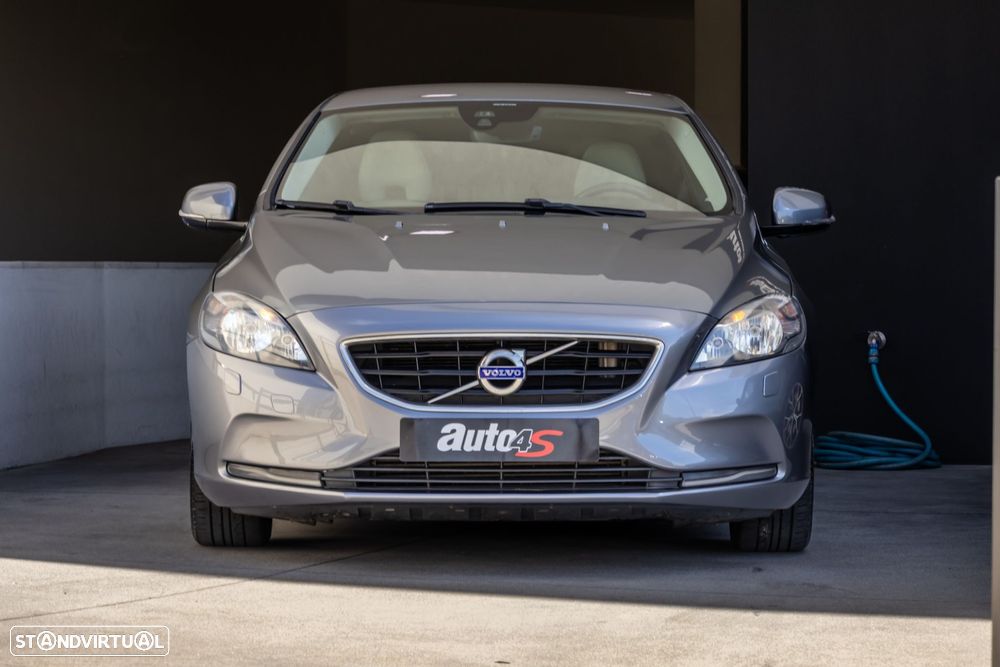 Volvo V40 1.6 D2 Momentum - 4