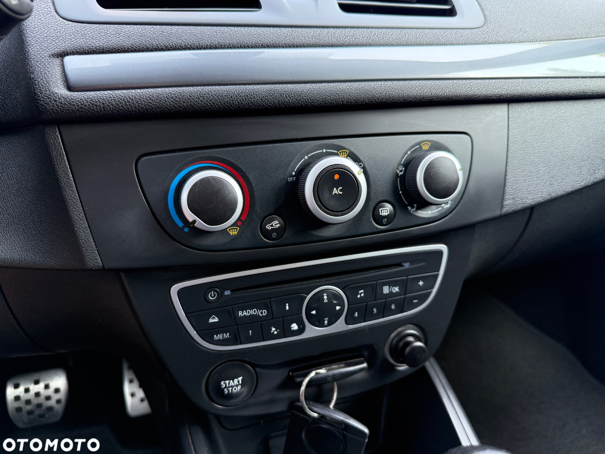 Renault Megane - 24