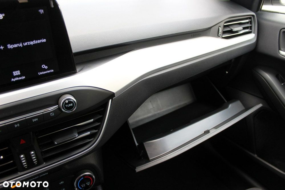 Ford Focus 1.0 EcoBoost Connected - 30