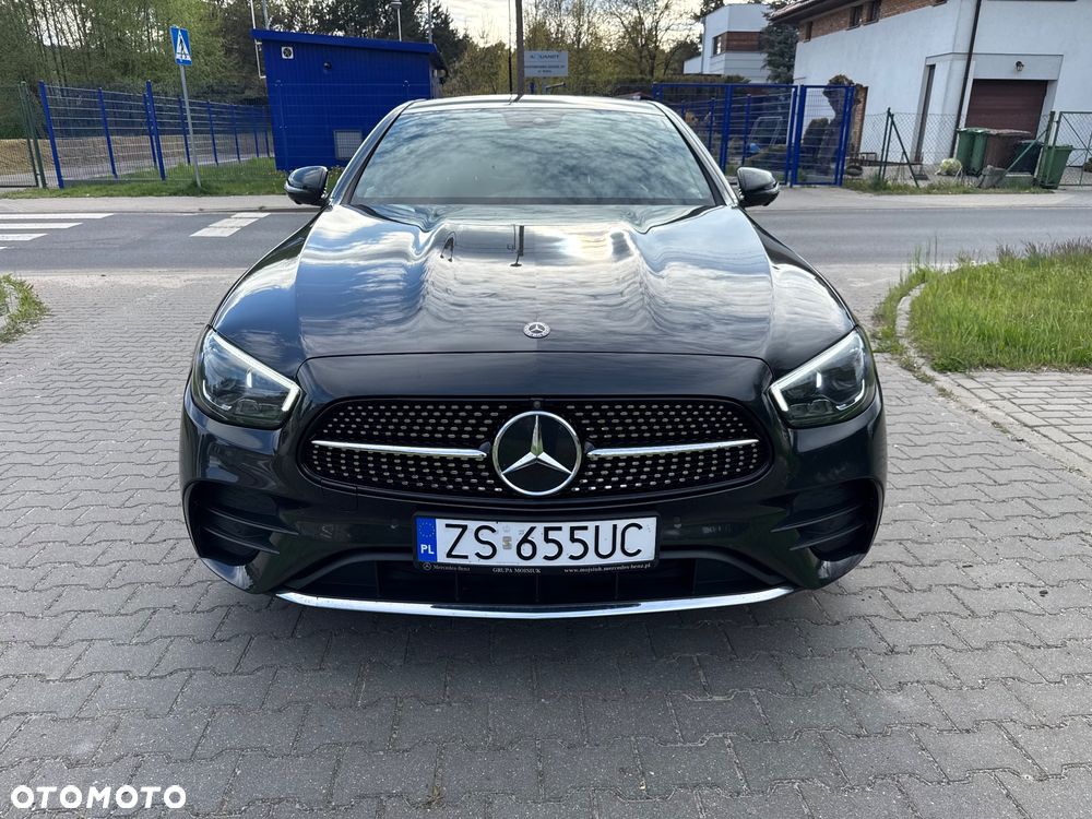 Mercedes-Benz Klasa E 200 4-Matic AMG - 3