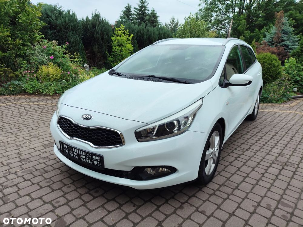 Kia Ceed - 1