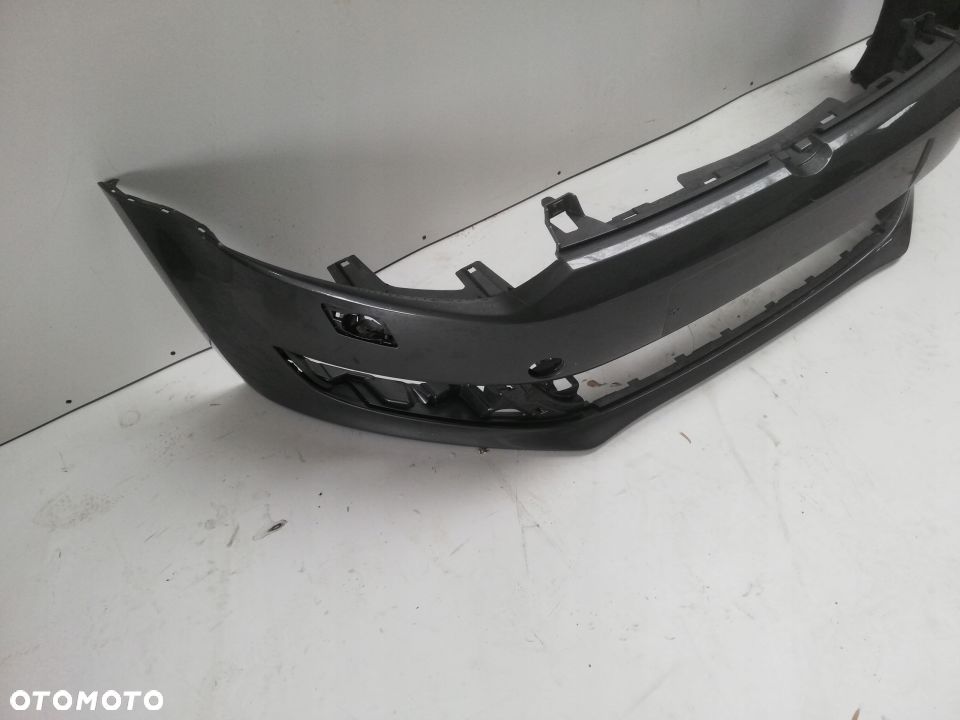 ZDERZAK VW POLO 6R0 807 221 - 2