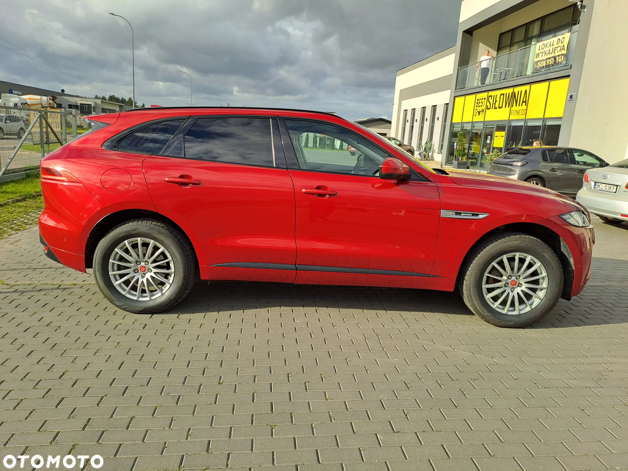 Jaguar F-Pace 2.0 i4D AWD R-Sport - 6