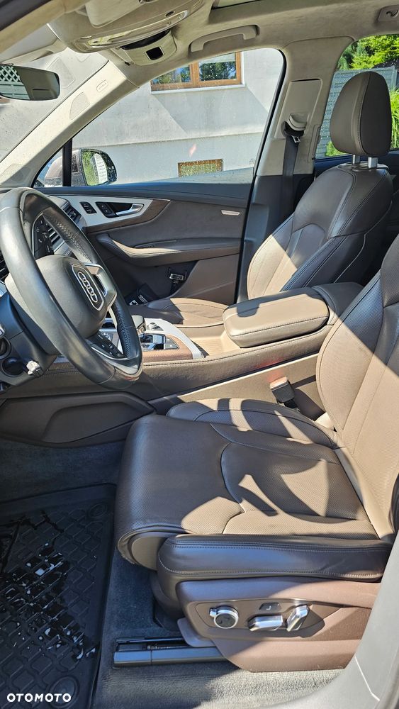 Audi Q7 - 5