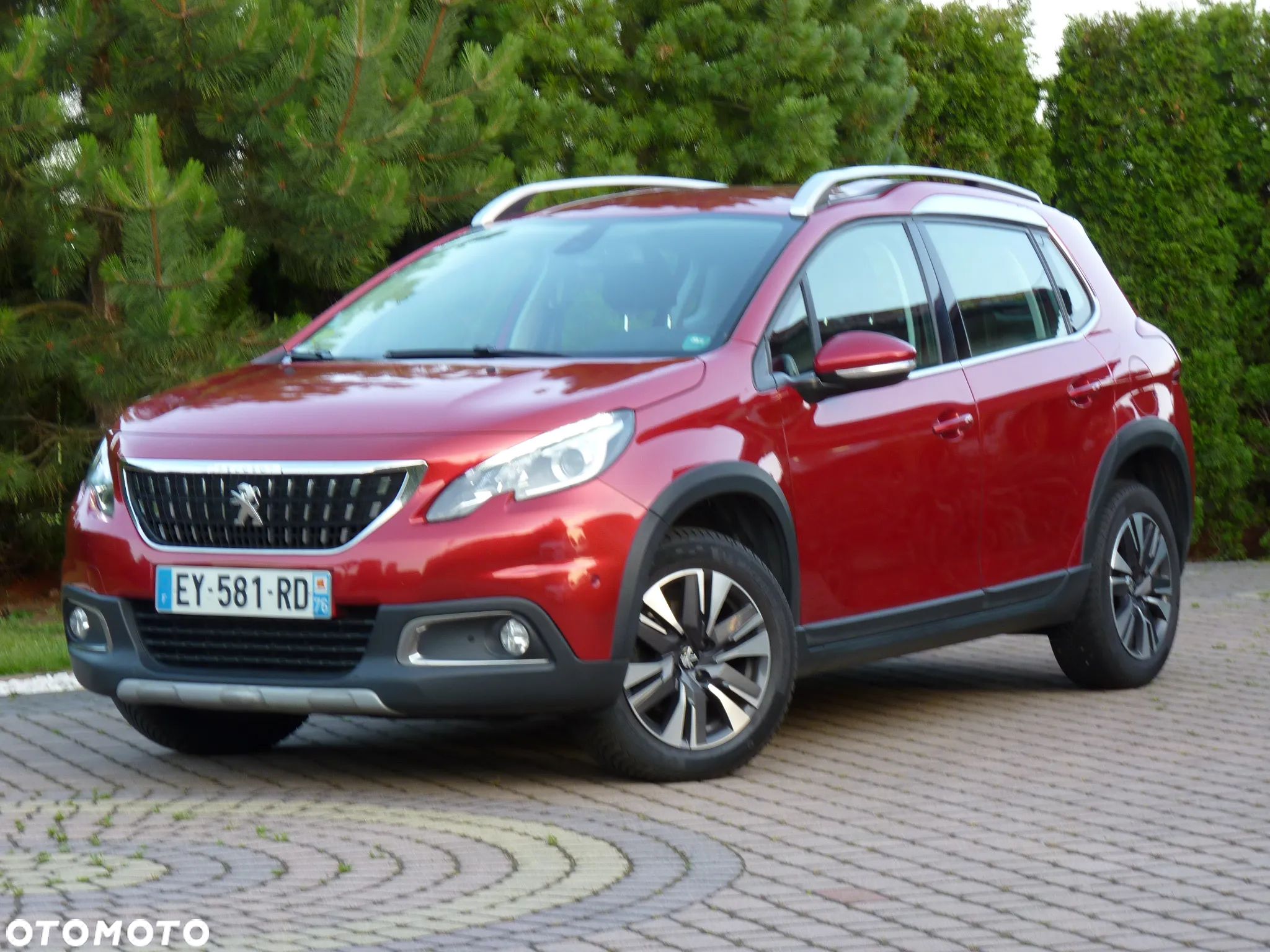 Peugeot 2008 1.5 BlueHDi Allure - 1
