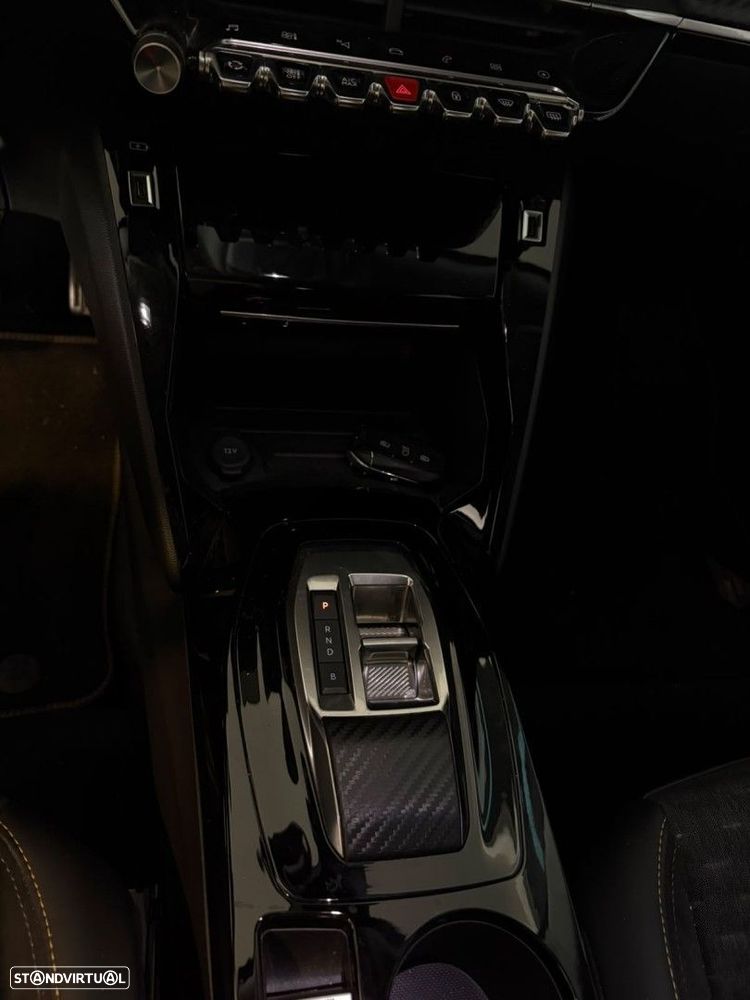 Peugeot e-2008 50 kWh Active - 14