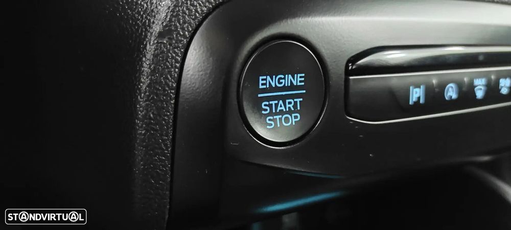 Ford Focus 1.0 EcoBoost MHEV ST-Line - 34