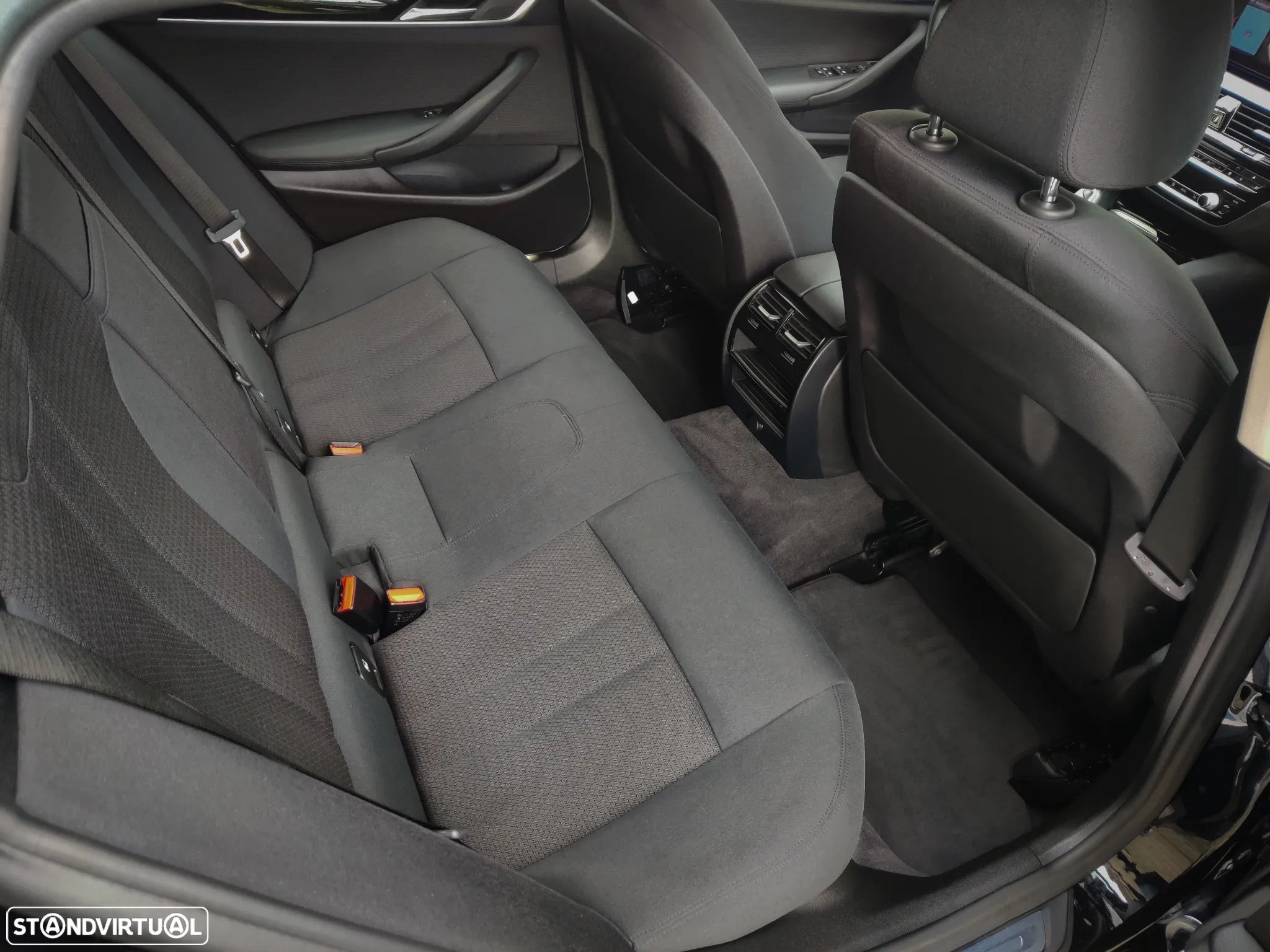 BMW 530 i Touring Aut. - 18