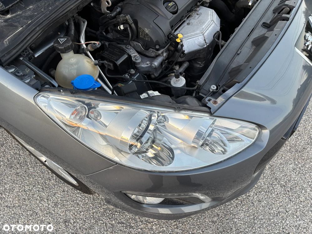 Peugeot 308 120 VTi Tendance - 33
