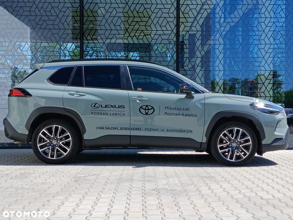 Toyota Corolla Cross 2.0 Hybrid Style AWD - 4