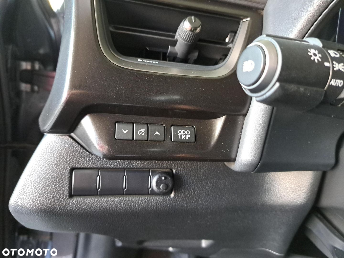 Lexus UX 200 Prestige 2WD - 33