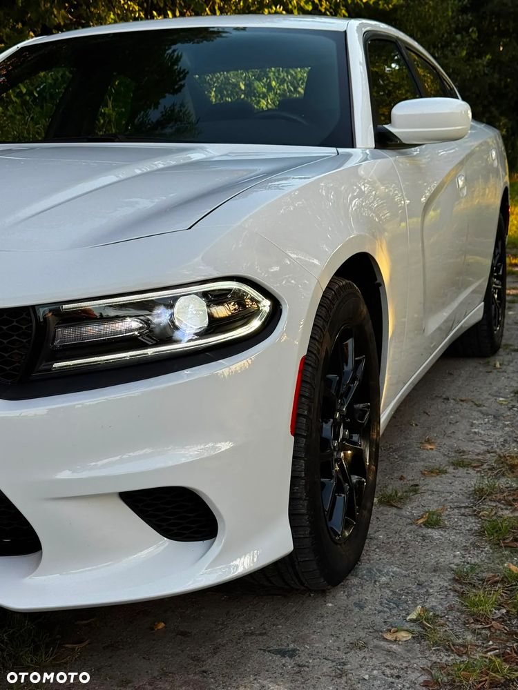Dodge Charger - 4