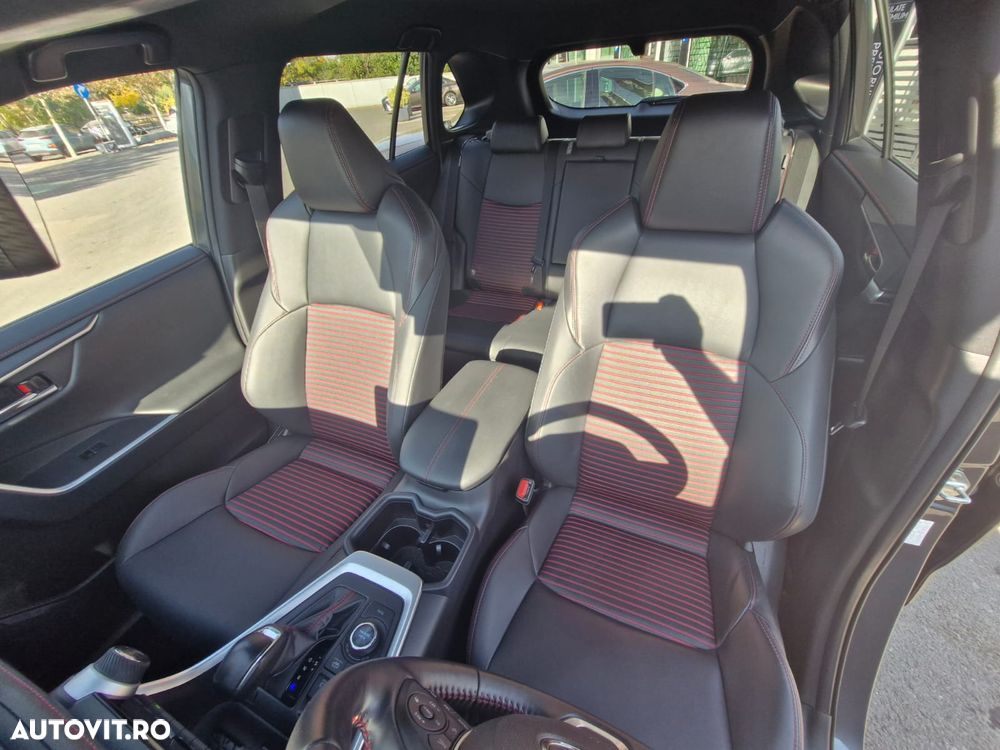 Toyota RAV4 - 24