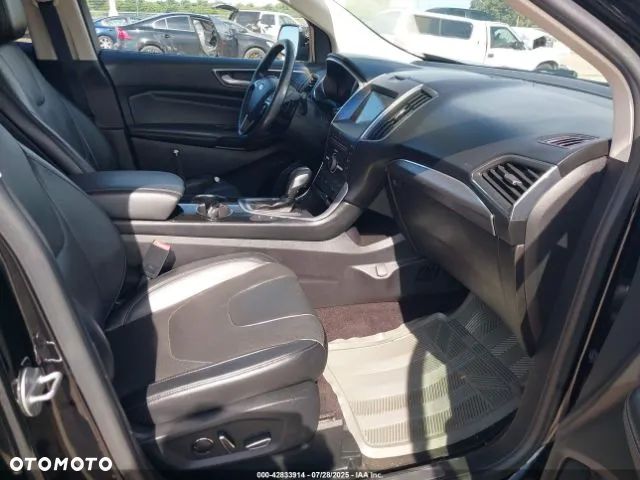 Ford Edge - 5