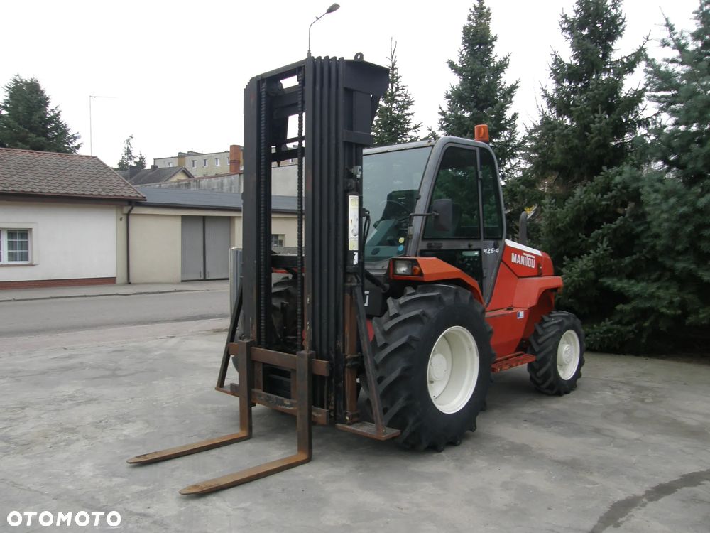 Manitou M26-4 4x4 2004 2100h maszt 10m kosz sprowadzony - 3